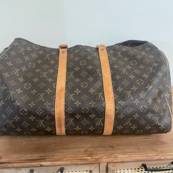 Authentic LV Louis Vuitton Monogram Keepall 50 travel duffel bag tote - Picture 3 of 15